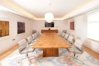 Office Suite, view 5