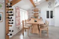 Dining Room Iv: Country Roomset, view 2