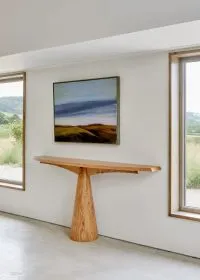 Angel Console Table (stook Version), view 1