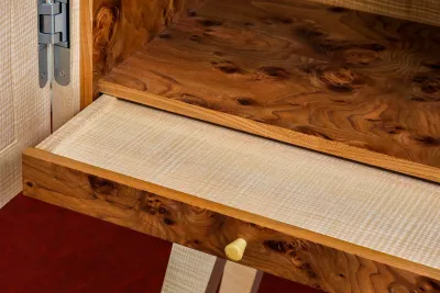 Quarter-sawn oak revealing medullary ray silver grain, Matthew Burt furniture