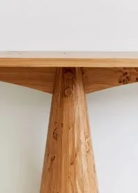 Angel Console Table (stook Version), view 2