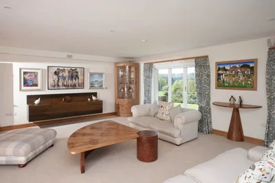 Drawing Room, Matthew Burt