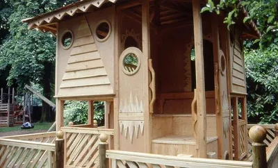 Seven Room Fantasy Pavilion, Matthew Burt